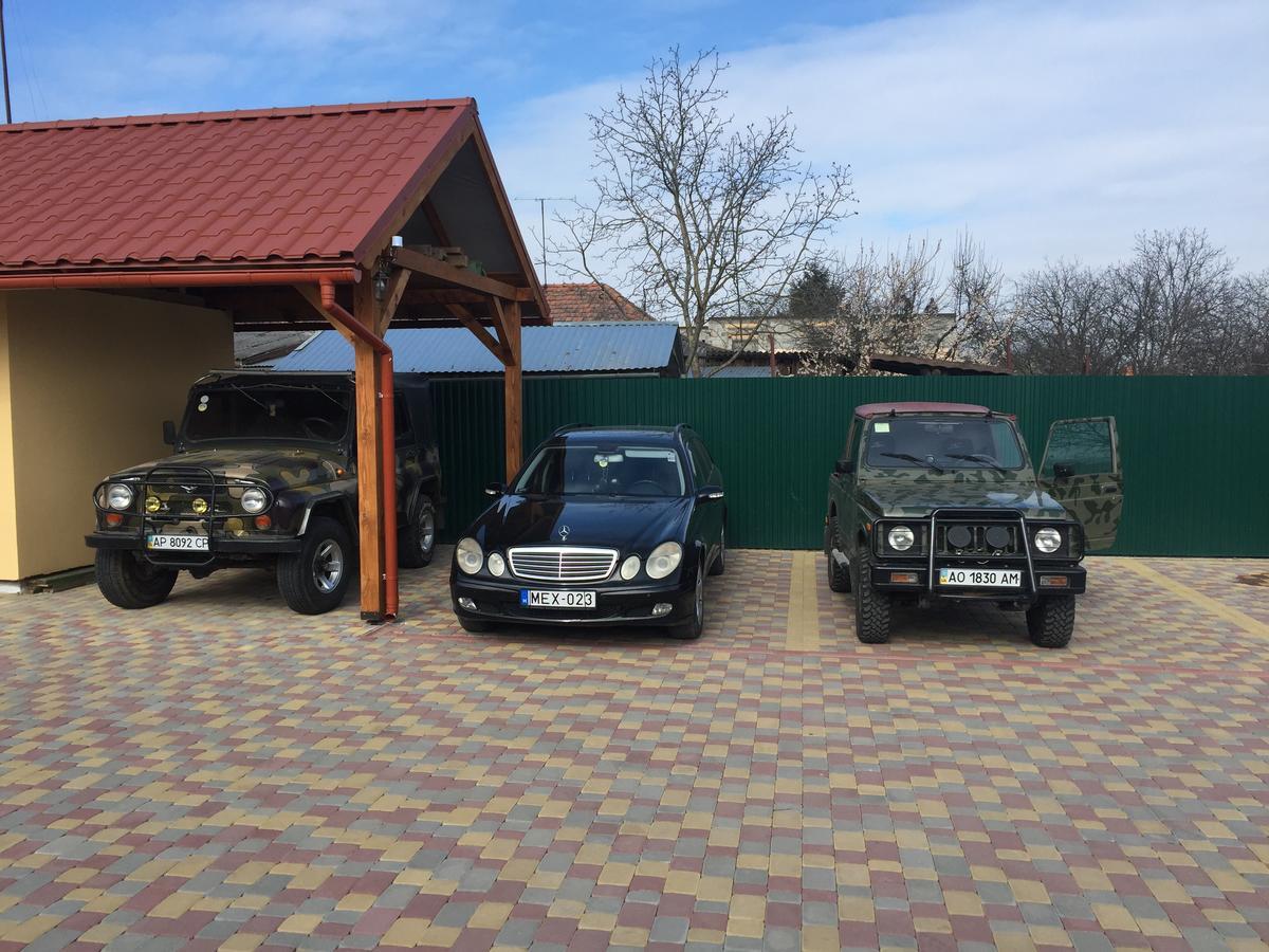 Міні Готель Вілла Вікторія Berehowo Zewnętrze zdjęcie